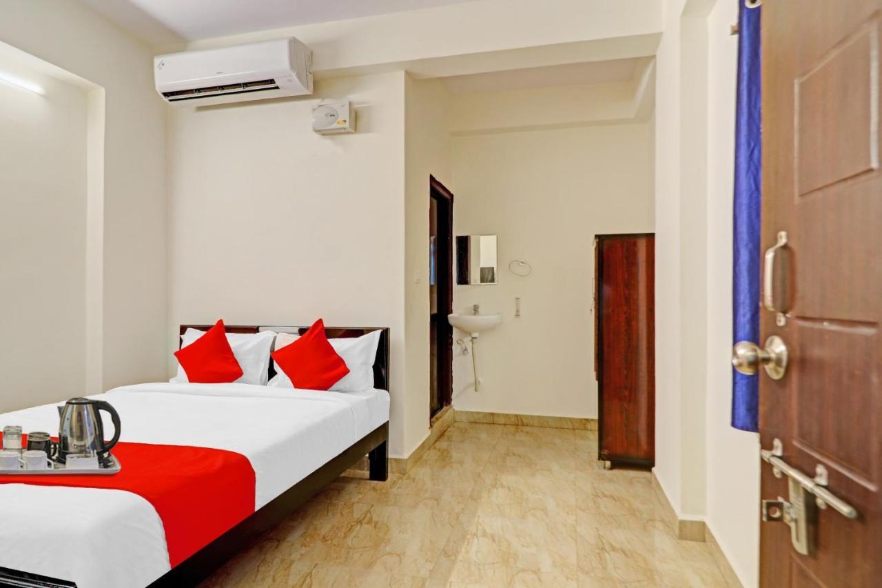 Oyo Happy Stay Hotels Hyderabad Exterior photo